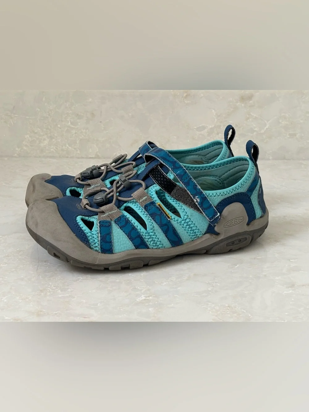 KEEN KNOTCH CREEK YOUTH UNISEX Fjord Blue Sandal Shoes, Youth Size 6